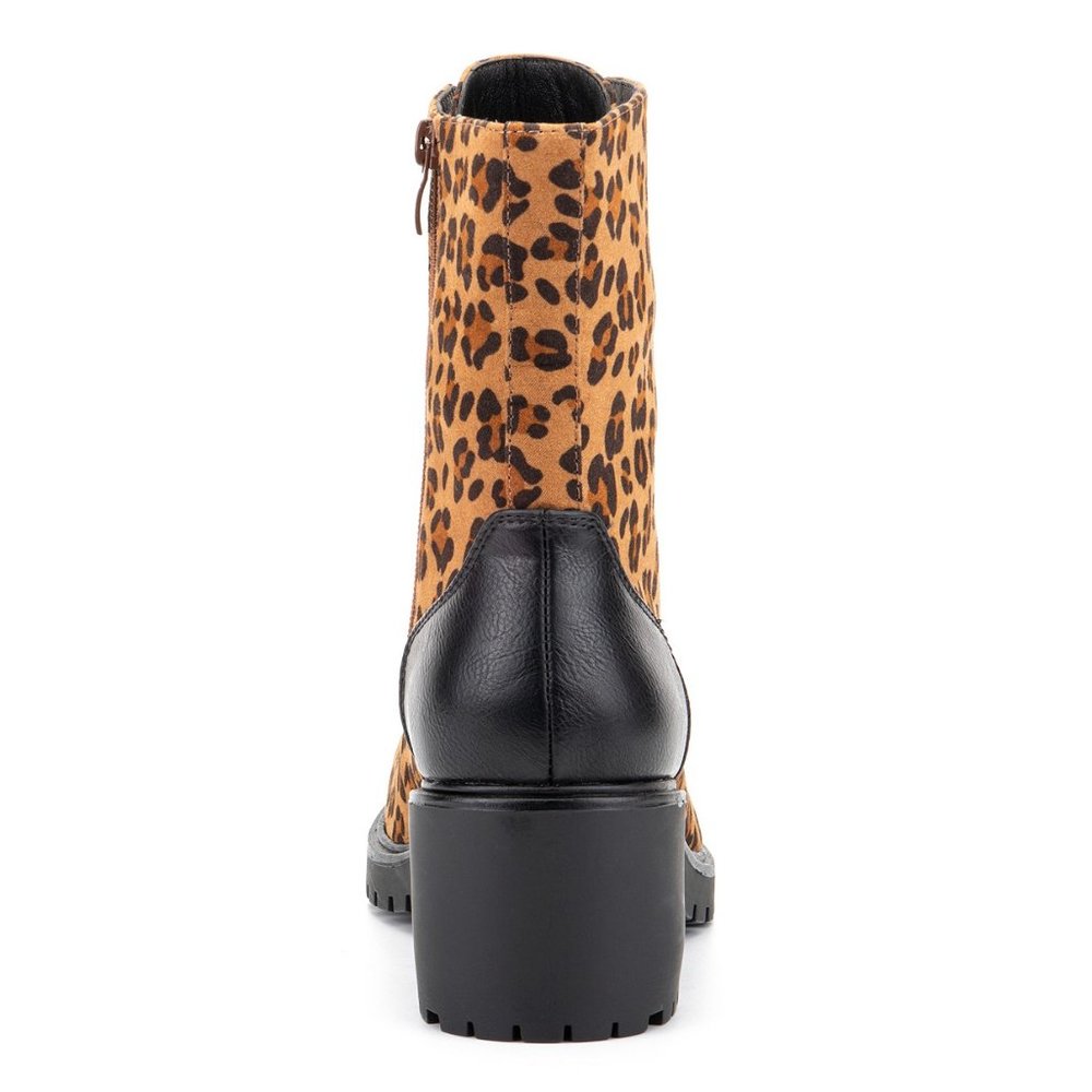 Olivia Miller Joyride' Lug Sole Combat Boots - Picture 4 of 5